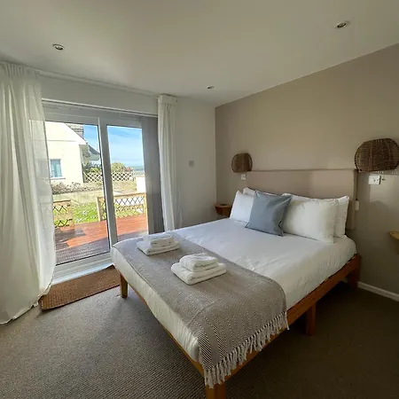 Holiday home House With Expansive Sea Views!