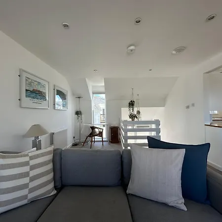 House With Expansive Sea Views! Holiday home *