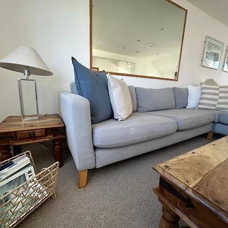 House With Expansive Sea Views! Holiday home