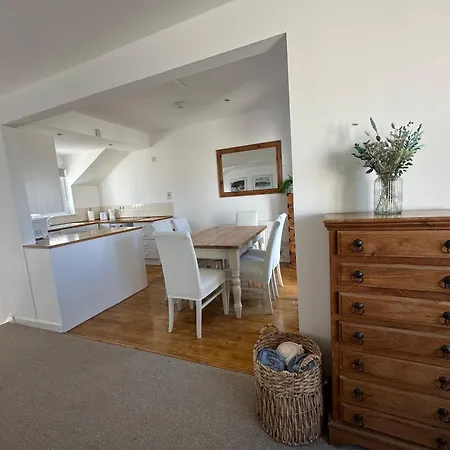 House With Expansive Sea Views! Holiday home Newquay (Cornwall)